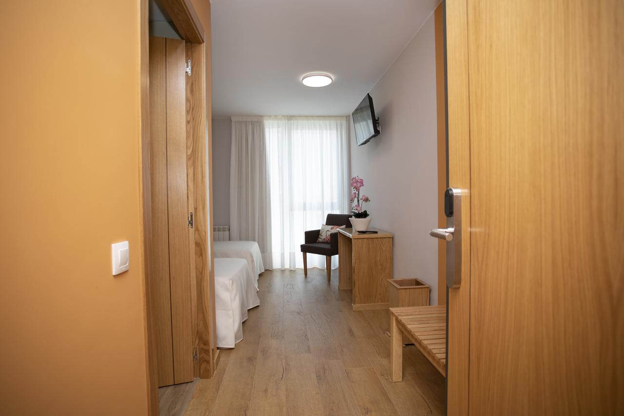 Hotel Novoa Sarria Bagian luar foto